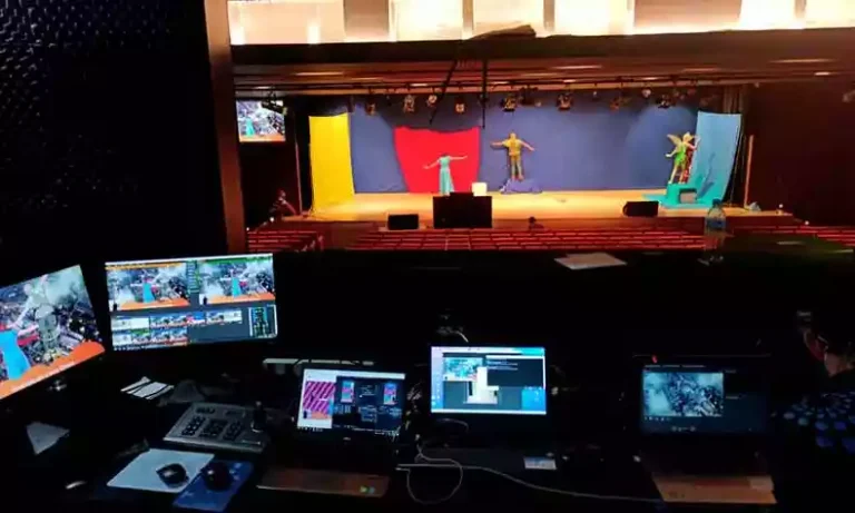 Como o Teatro em Belo Horizonte Está Se Adaptando à Era Digital